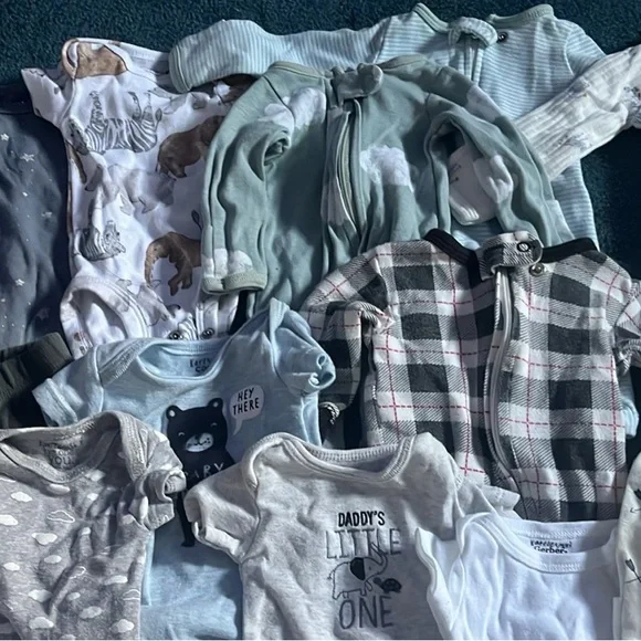 Assorted preemie one pieces - Picture 2 of 5